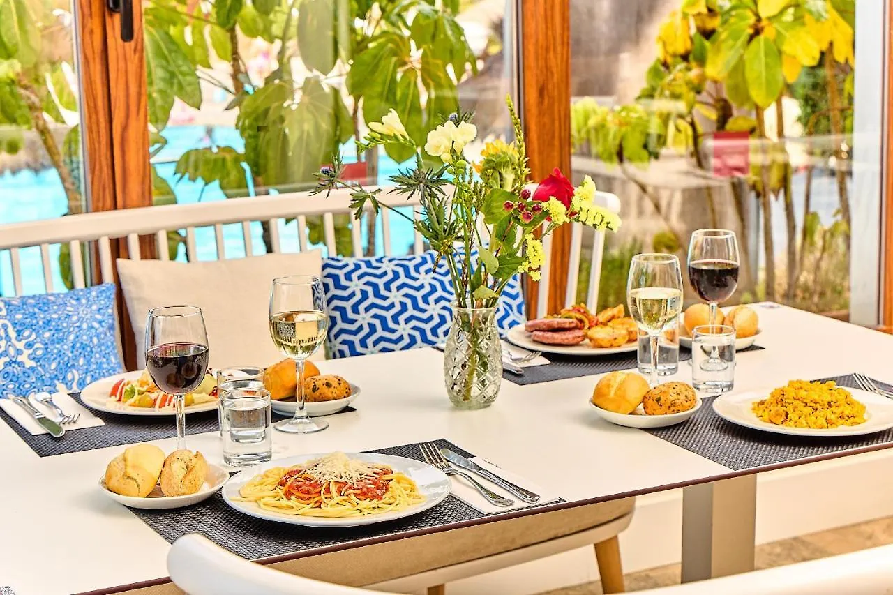 דירה Leonardo Suites Hotel Ibiza Santa Eulalia ספרד