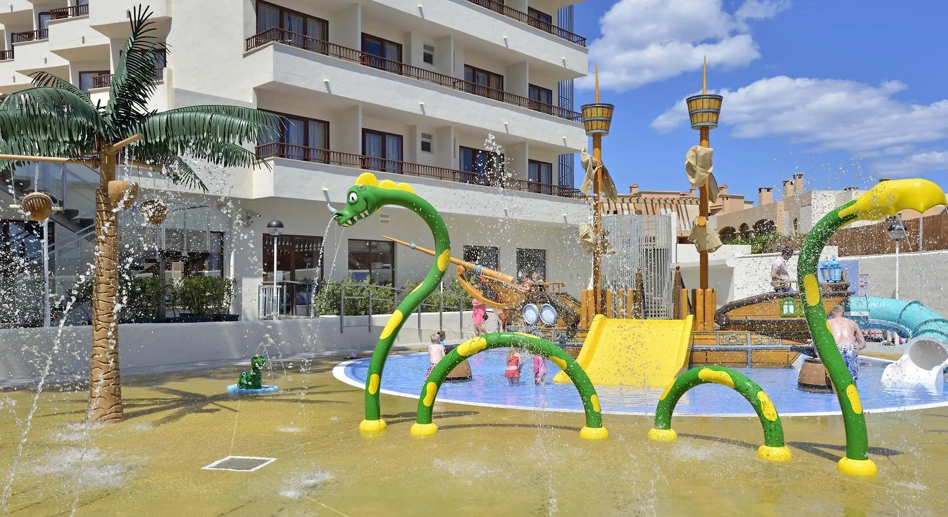Leonardo Suites Hotel Ibiza Santa Eulalia דירה